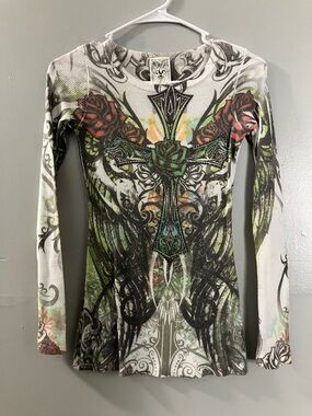 Vocal Long-Sleeve Graphic Cross Tee in White/Multicolor